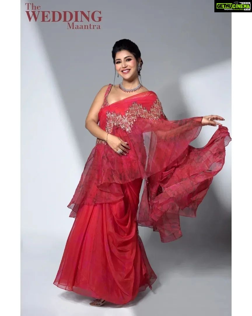 Debina Bonnerjee Instagram - Defeat the Evil in Life with the blessings of Maa Durga Hello, September welcome our #Navratri Special Edition & The Queen is Back ๐ Debina Bonnerjee. ๐ โฃ๏ธ๐น September 2022 Edition Featuring Beautiful Diva โค๏ธ @debinabon on coverage of @theweddingmaantratwm magazine Watch out for more pics and exciting insider info in our upcoming SEPTEMBER edition! Coverpage ๐ Diva ๐ ๐ - @debinabon๐๐งฟ Magazine- @theweddingmaantratwm โค๏ธ๐งฟ Founder- @gaarimasinha ๐ Makeup - @makeupbytaneeshabansal Hair - @shubhangi_official9 Photographer - @a.rrajaniphotographer Stylist - @mandartandel2508 & @arzookapoorstyles Designer - @laxmishriali @offbeatmediain Jewelry - @devanshi_renu_jewels Bag - @eena.official PR - @tlmconsultancy Artist Reputation Managed by - @soapboxprelations Coverpage Designed & Content By @iamakansha013 . . #debina #debinabonerjee #redsaree #magazine #photograpgher #picoftheday #editorial #magazinecover #actress #video #gaarimasinha #coupleshoot #designer #makeup #magazineshoot #theweddingmaantra #theweddingmaantramagazine #instagram #theweddingmaantratwm #theweddingmaantramagazi #fashion #shoot #TWM