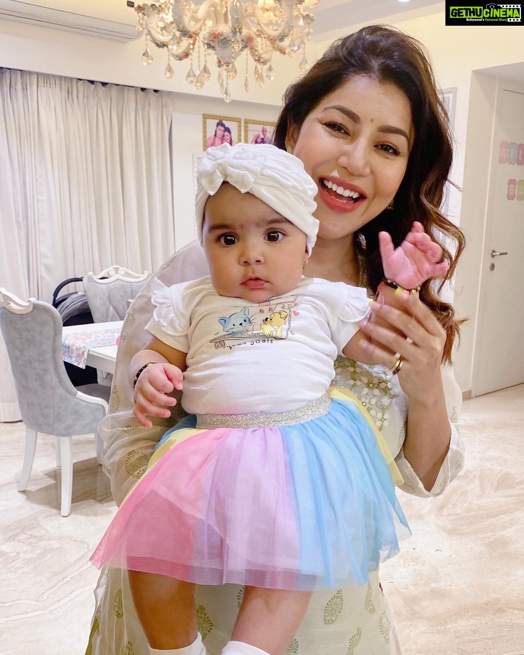 Debina Bonnerjee Instagram - My little rainbow 🌈 . . . @lianna_choudhary #rainbow #🌈