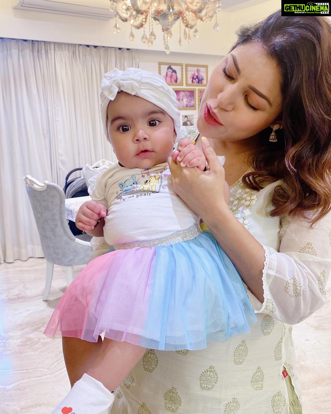 Debina Bonnerjee Instagram - My little rainbow 🌈 . . . @lianna_choudhary #rainbow #🌈