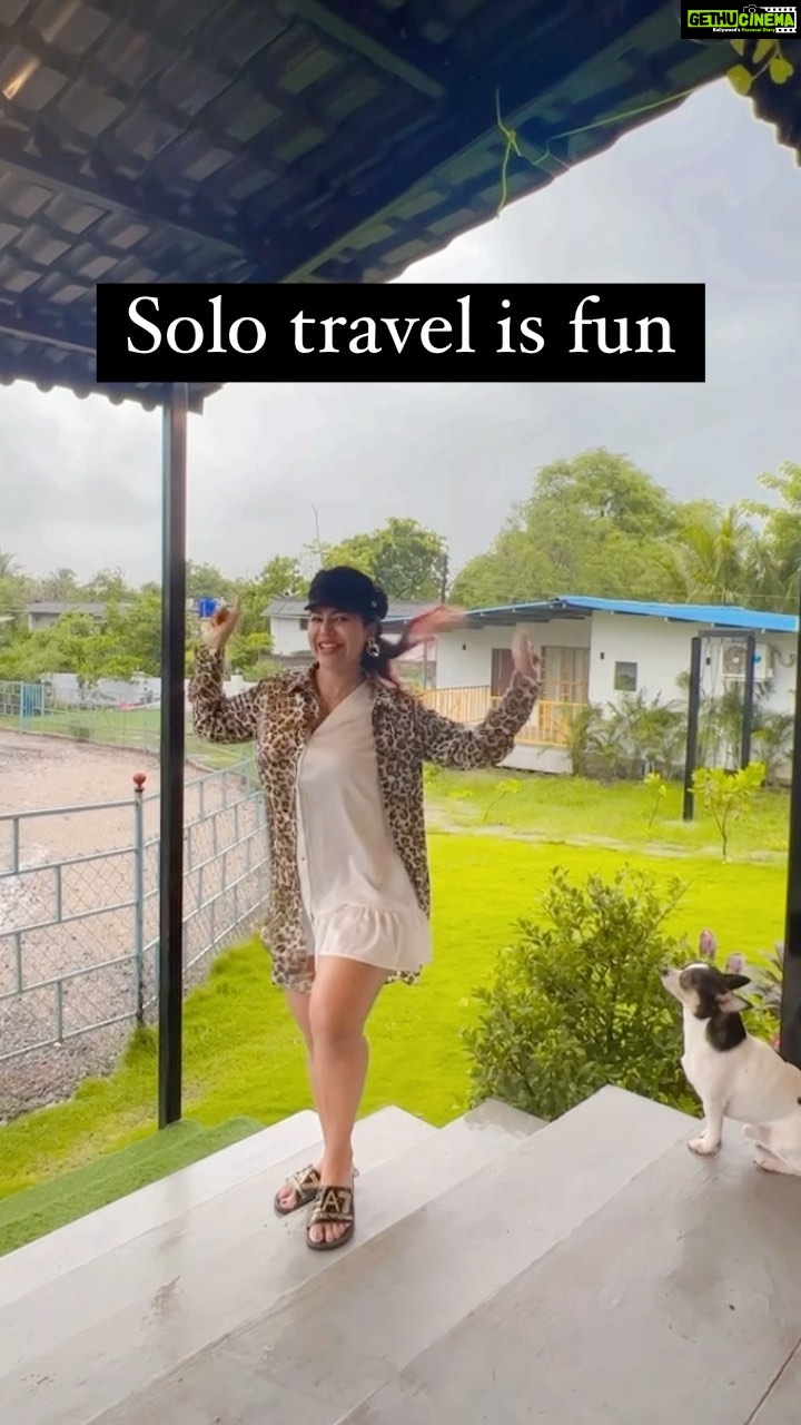 Debina Bonnerjee Instagram - So much more fun when your little is a traveller like you 💃🏽 . 🏡: @house_of_horse_1 . . #reels #lianna #travel #mommy