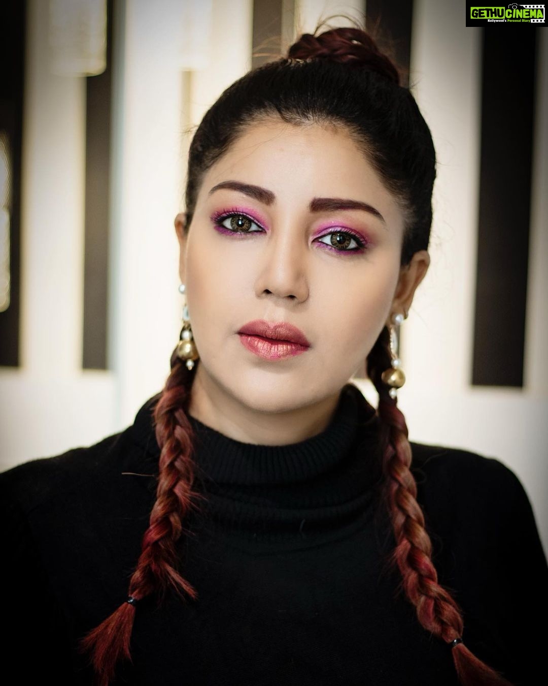 Debina Bonnerjee Instagram - I add my own colour in my world of black and whites . . . 📸 @mr.ko1i