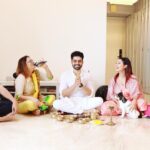 Debina Bonnerjee Instagram - So it’s #jamaishoshti2022 . Like how time flies. It was only yesterday that we celebrated Jamai Sashti .. but it was last year ….yes such is life.. . @guruchoudhary 😇