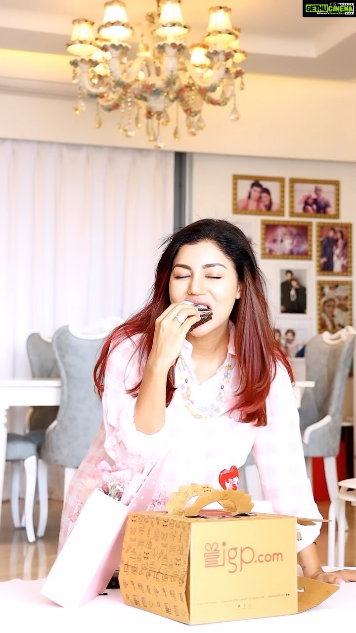 Debina Bonnerjee Instagram - #ad Gratitude and appreciation are important and my husband showed that to me by surprising me with all these lovely gifts and his love. Show your mother your love for them and surprise them with personalized gifts from IGP.com @igpcom #collaboration #IGP #IndiaKiGiftingSite #MothersDay #MothersDayGifts #MothersDayGiftIdeas #ReelsCreator #HamperGifts