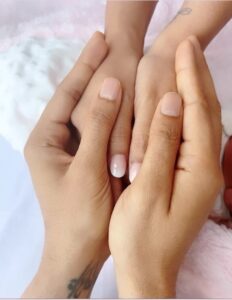 Debina Bonnerjee Instagram - With utmost gratitude we welcome our “BABY GIRL” into this world. 3.4.2022 🌸

Thank you for all your love and blessings. 

Love & Gratitude 
Gurmeet & Debina.
.
.
.
.
.
#gurbina #gurmeetchoudhary #debinabonnerjee #love #goodnews