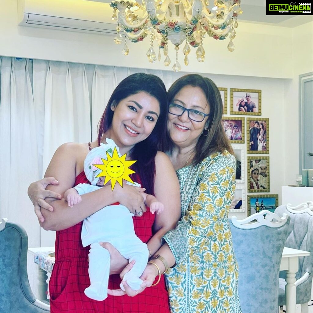 Debina Bonnerjee Instagram - Happy Mother’s Day to me ! And to my mother who is my rock guiding me seamlessly in this journey (at all stage) what would I have done without you 🥺😇 And to my mother in law for being the bestest breather and trusting me at all times. . The journey of motherhood made easy by my husband @guruchoudhary by being THERE at all times when my body tires. And @lianna_choudhary for making me a mother. You are my life my little darling. . #happymothersday