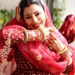 Debina Bonnerjee Instagram - Sharing the look I thought of creating. . Wanted to look more bangali though but ended up looking Bihari or may be more North Indian. . . Thanku @monkandmei for coming up with this red / maroon traditional outfit in such a short notice 💯 . Thanku everyone for keeping me in your blessings . . P.s. I ate a few kilos . #saadh #look #ootd #bengali #traditional #foodie