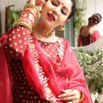 Debina Bonnerjee Instagram - Sharing the look I thought of creating. . Wanted to look more bangali though but ended up looking Bihari or may be more North Indian. . . Thanku @monkandmei for coming up with this red / maroon traditional outfit in such a short notice 💯 . Thanku everyone for keeping me in your blessings . . P.s. I ate a few kilos . #saadh #look #ootd #bengali #traditional #foodie
