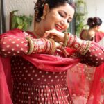 Debina Bonnerjee Instagram - Sharing the look I thought of creating. . Wanted to look more bangali though but ended up looking Bihari or may be more North Indian. . . Thanku @monkandmei for coming up with this red / maroon traditional outfit in such a short notice 💯 . Thanku everyone for keeping me in your blessings . . P.s. I ate a few kilos . #saadh #look #ootd #bengali #traditional #foodie