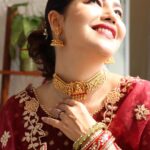 Debina Bonnerjee Instagram - Sharing the look I thought of creating. . Wanted to look more bangali though but ended up looking Bihari or may be more North Indian. . . Thanku @monkandmei for coming up with this red / maroon traditional outfit in such a short notice 💯 . Thanku everyone for keeping me in your blessings . . P.s. I ate a few kilos . #saadh #look #ootd #bengali #traditional #foodie