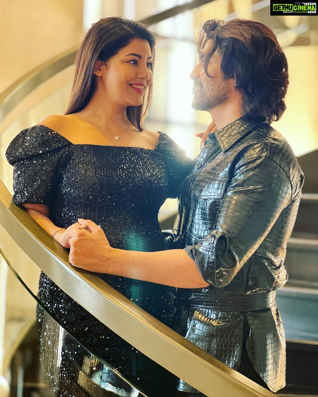 Debina Bonnerjee Instagram - Embracing life with all its flaws. Trying to make it perfect each day is something that keeps busy. . #life #iloveyou