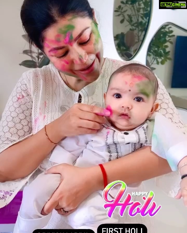 Debina Bonnerjee Instagram - Hamara wala happy holi . . . . . #happyholi #firstholi @guruchoudhary @lianna_choudhary @divishaadiva
