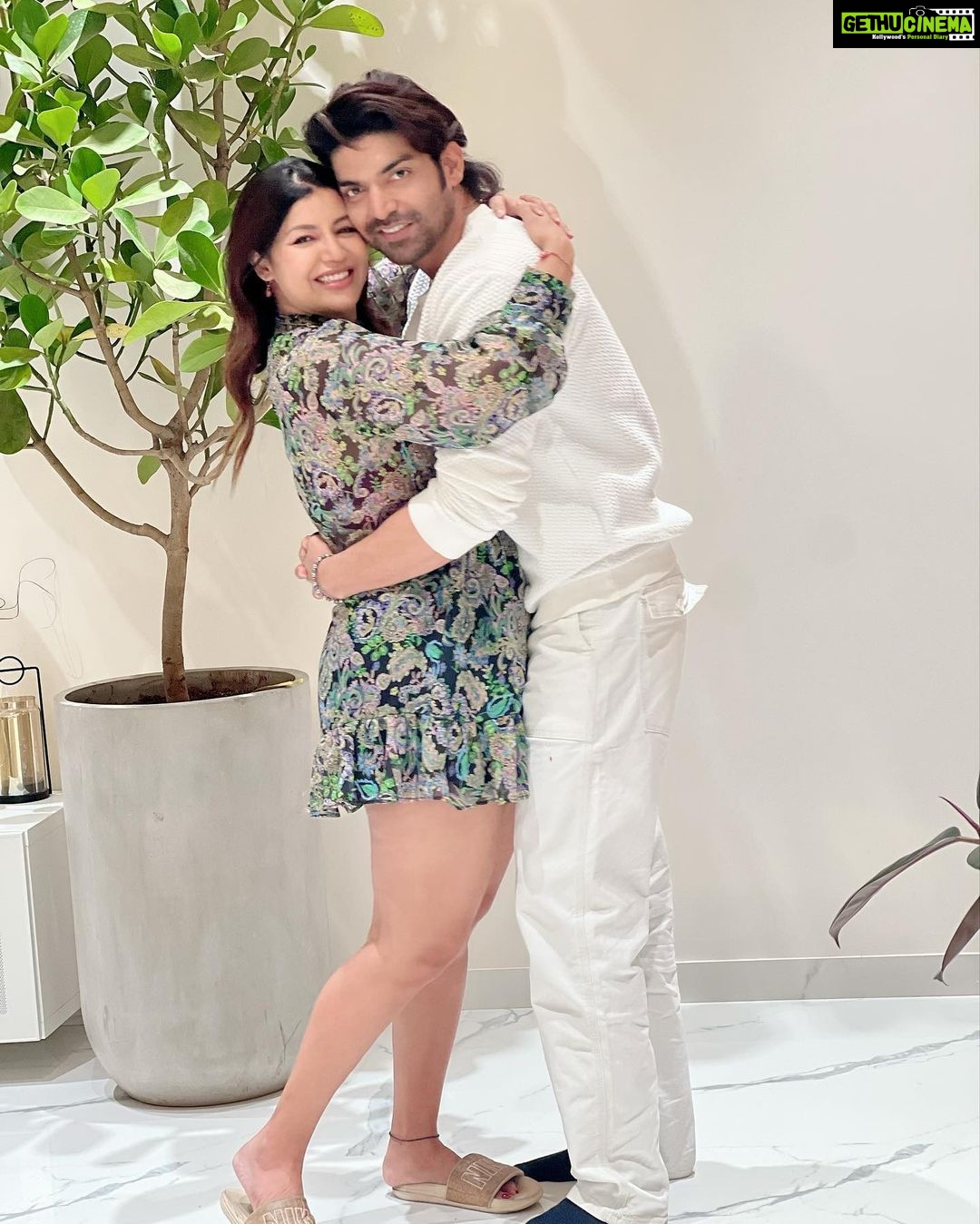 Debina Bonnerjee Instagram - Happy happiest my love. What they ask “what is your definition of love… I say ‘Guru’… 😍” . To very many years of celebrating birthdays… To love, happiness and prosperity 🥂🥂 . @guruchoudhary #happybirthday