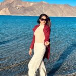 Deepthi Manne Instagram – Adventures over things, stories over stuff 
•
•
#pangonglake #pangong #lehladakh #ladakhdiaries #ladakhtrip #traveler #travelgram #trekking #sunsetmadness