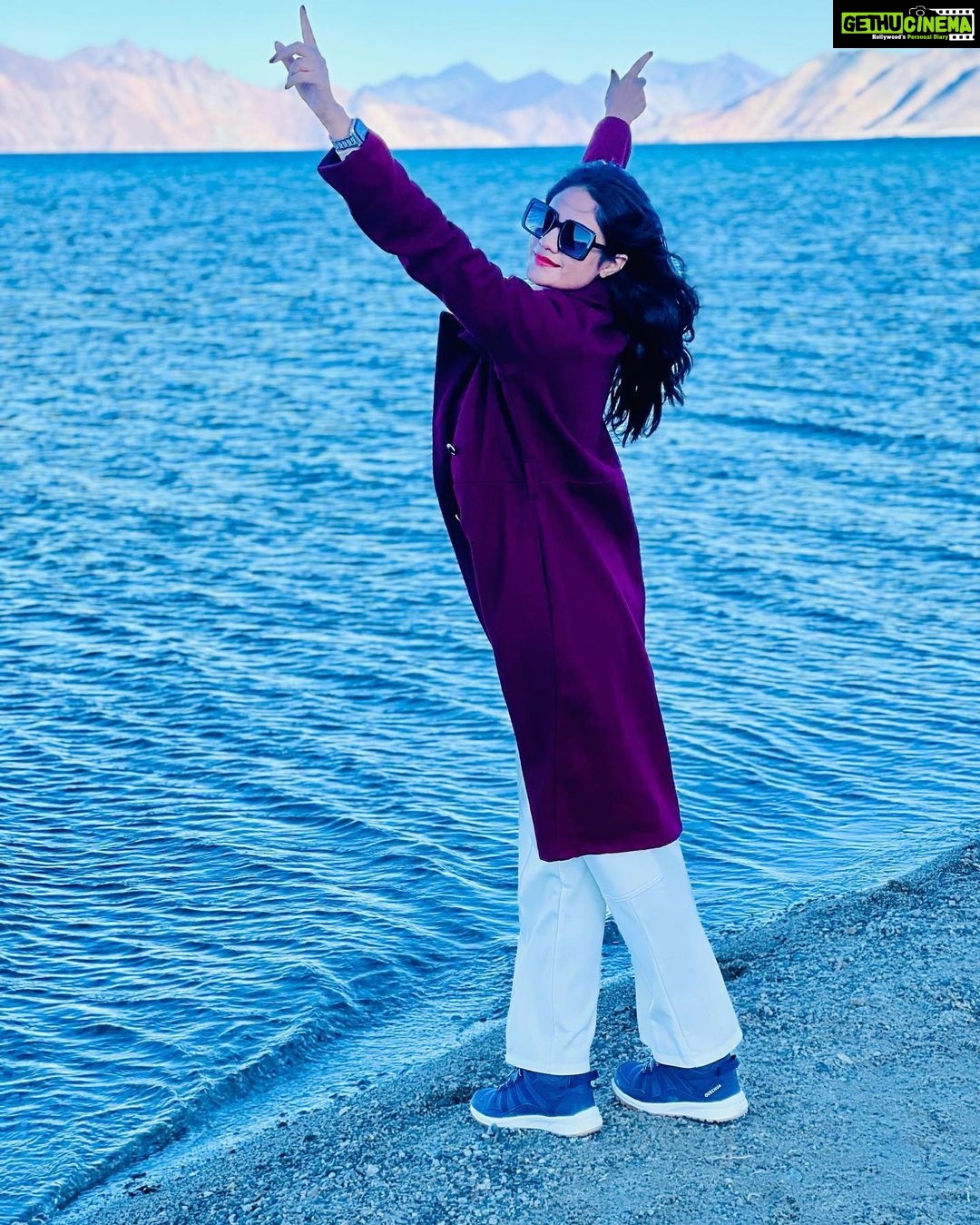 Deepthi Manne Instagram - Adventures over things, stories over stuff • • #pangonglake #pangong #lehladakh #ladakhdiaries #ladakhtrip #traveler #travelgram #trekking #sunsetmadness