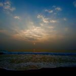 Deepthi Manne Instagram - Something to warm the soul 🌊 • • #beachsunrise #naturebrilliance #juststayandwonder