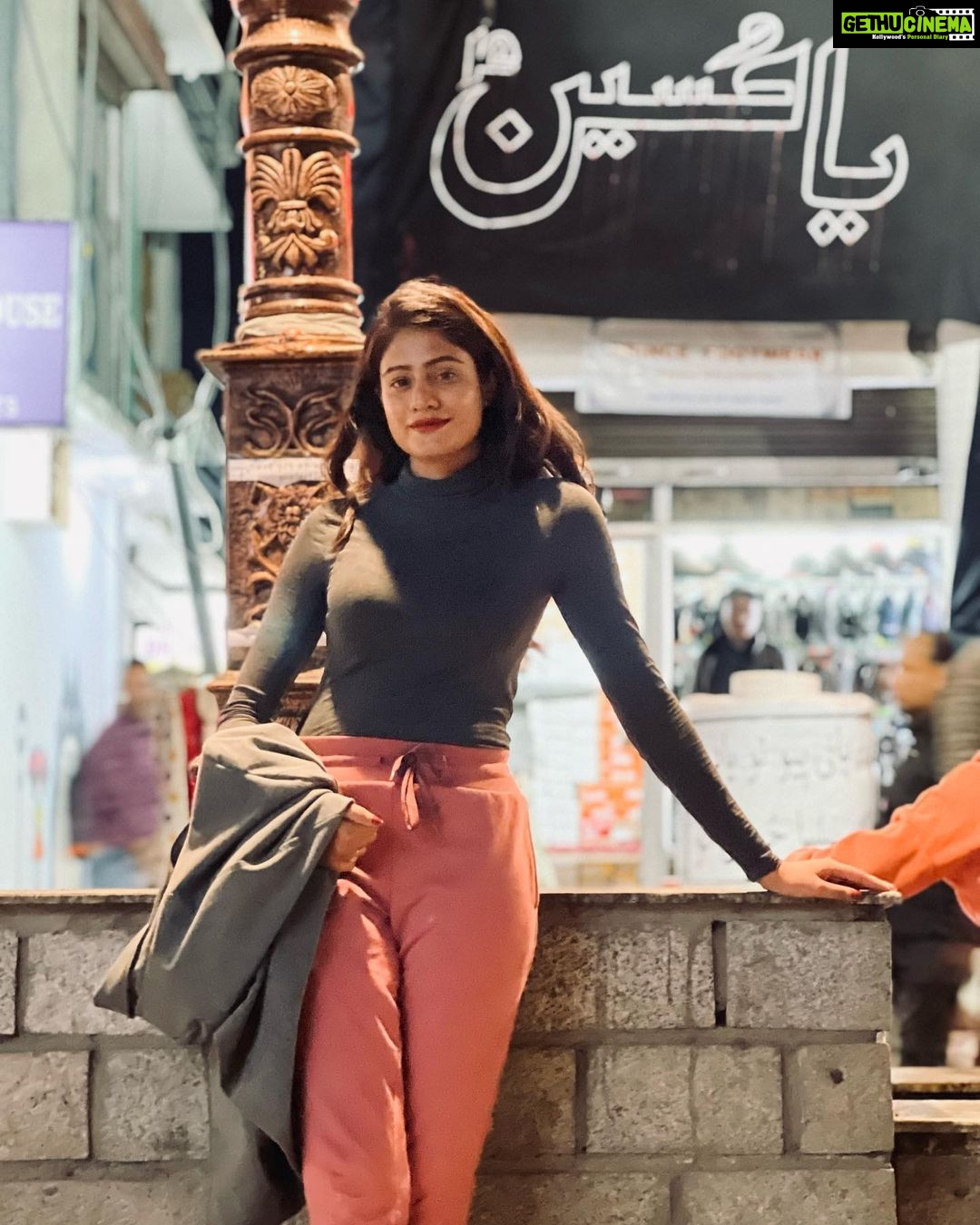 Deepthi Manne Instagram - Basic tourist photo.