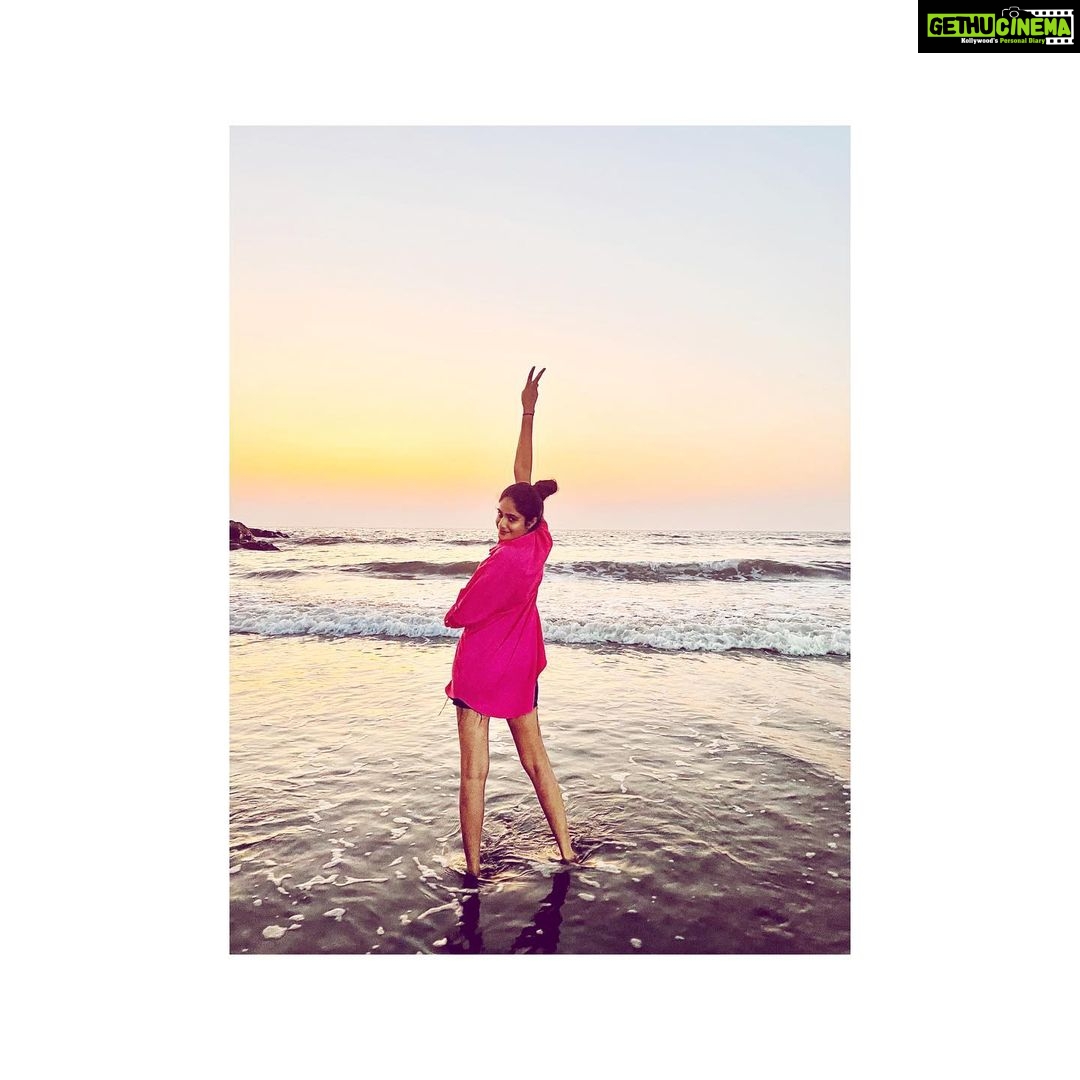 Deepthi Manne Instagram - I wish travel therapy was covered by My health insurance!