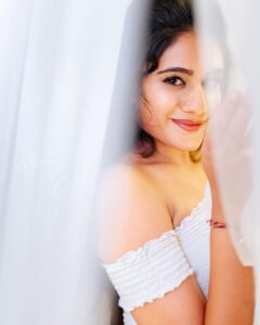 Deepthi Manne Instagram - ✨

Pc: @teamartviewworks