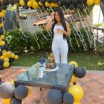 Delna Davis Instagram - Thank you for all your birthday greetings. I was overwhelmed by all the attention I received for my birthday. This has been a birthday to remember. Love you all ! 🎂 🎉 24-09-2022