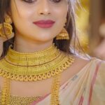 Delna Davis Instagram - I think one of the most fun parts of a wedding is jewellery shopping. Every bride wants to look & feel special on her wedding day. If you are in Thiruvananthapuram, do not miss the Shubha Mangalyam bridal jewellery collection from @josalukkas .I fell in love with the designs—they are luxurious & royal but are equally comfortable to wear too. Let me know what’s your favourite. #JosAlukkas #ThePerfectMoment #Shubhamangalyam #WeddingJewellery #BridalCollections #weddingshopping