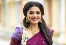 Delna Davis Instagram - Outfit @ivalinmabia . Hairstylist @akila_hairstylist . 📸 @dhanush__photography #dhavani