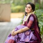 Delna Davis Instagram - Wearing @mahalaxmiadyar . Mua @kalaiartistry . Outfit @ivalinmabia . Hairstylist @akila_hairstylist . 📸 @dhanush__photography #dhavani