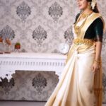 Delna Davis Instagram - தாயின் அன்பைப் போல் தூய்மையான தங்கம். @annaijewellers #jewellery #jewelry #fashion #earrings #necklace #handmade #gold #accessories #jewellerydesign #love #jewels #ring #style #jewelrydesigner #handmadejewelry #bracelet #jewelryaddict #rings #diamond #diamonds #indianjewellery #wedding #jewelrydesign #jewellerylover #onlineshopping #bridaljewellery #design #beautiful #bangles