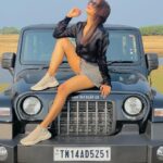 Delna Davis Instagram - No road no problem 😉 #offroad #thar