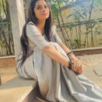 Delna Davis Instagram - Good evening 🕊️ #anbevaa