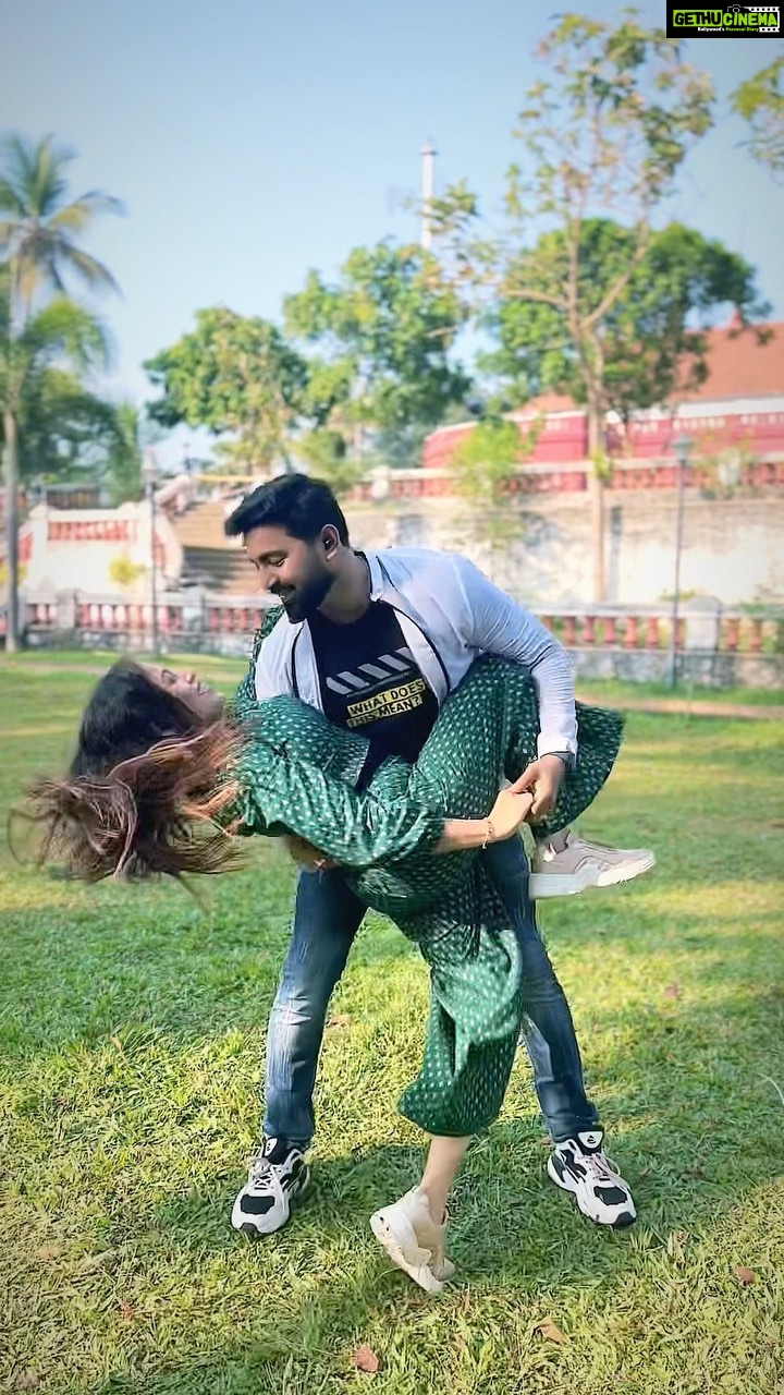 Dhanya Mary Varghese - 10.3K Likes - Dance എന്നും ഞങ്ങളുടെ ജീവിതത്തിന്റെ ഒരു ഭാഗമായതുകൊണ്ടുതന്നെ Tomorrow’s Wedding Anniversary special ഒരു dance reel ചെയ്യാമെന്ന് കരുതി. Jan 9th ☺️❤️❤️☺️
❤️ @jayakrishnan_kichujk for the video.
#johnjacob #dhanyamaryvarghese #weddinganniversary #dancers #dancelover #asianet #actorslife
