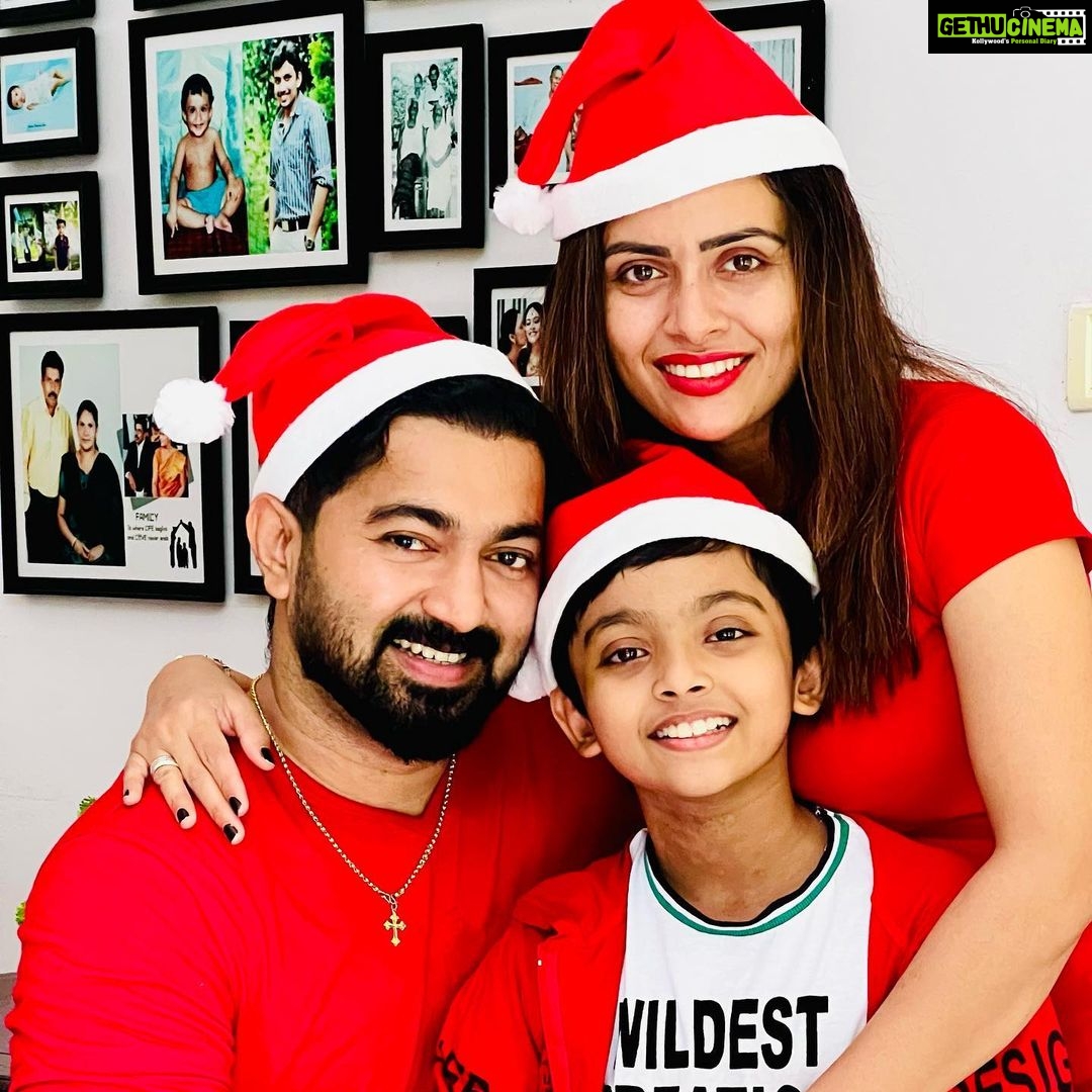 Dhanya Mary Varghese - 9.6K Likes - Happy Christmas to you all ❤️🎂🎄
#christmas #christmas2022 #withfamily #johnjacob #dhanyamaryvarghese