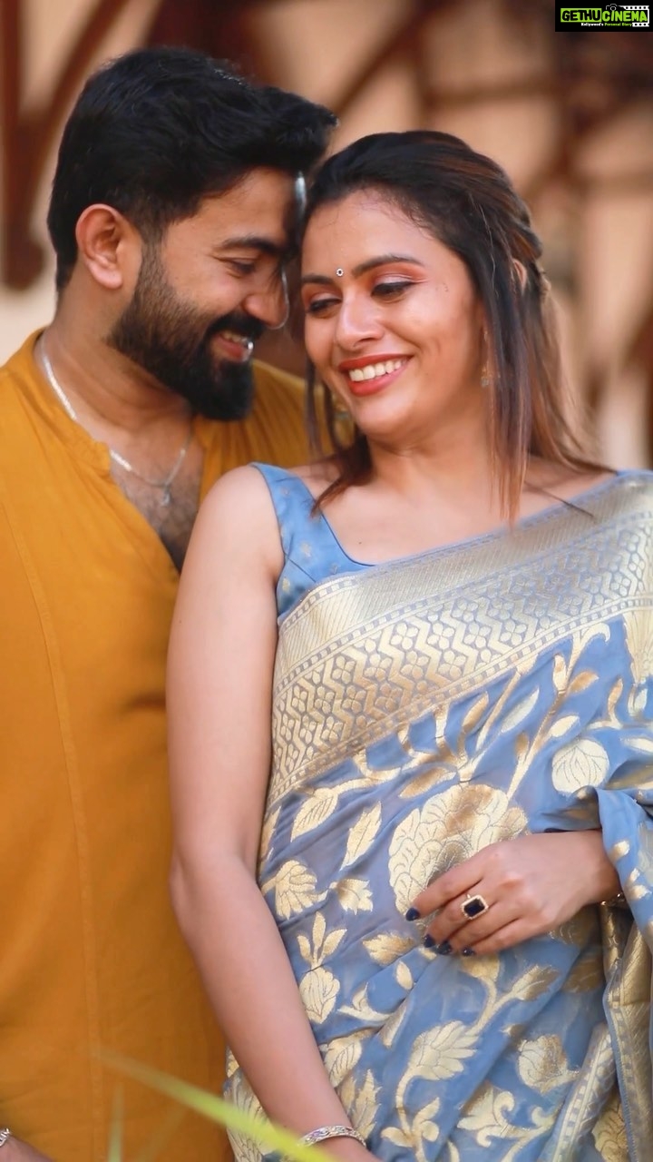 Dhanya Mary Varghese Instagram - ❤️❤️❤️ MUA: @divyas_makeover_ 🎥 @_raylightsphotography_ #johnjacob #dhanyamaryvarghese #actors #asianet #malayalamserials #malayalammovies #happymoments #lifewithjod #johnanddhanya #love