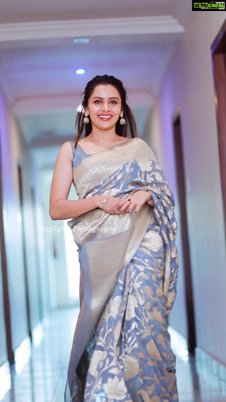 Dhanya Mary Varghese - 8.4K Likes - Whatever makes you truly happy,do that.
Reel shot on my dear friend @gowri_krishnon ‘s wedding day.
MUA : @divyas_makeover_
Saree : @the.cottonmill
#dhanyamaryvarghese #malayalamactress #biggbossmalayalamseason4 #biggbossmalayalamtop5 #dancelover #dancer #malayalammovies #malayalamserials #asianet