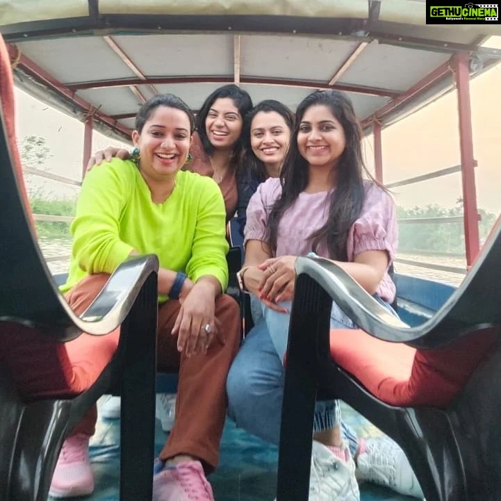 Dhanya Mary Varghese - 7.8K Likes - Sometimes we need a break... 😜
@paloma_backwater
#dhanyamaryvarghese #life #friends #friendship #resort #backwaters #backwatersofkerala #resorts #palomabackwaterresort #actorslife #biggboss