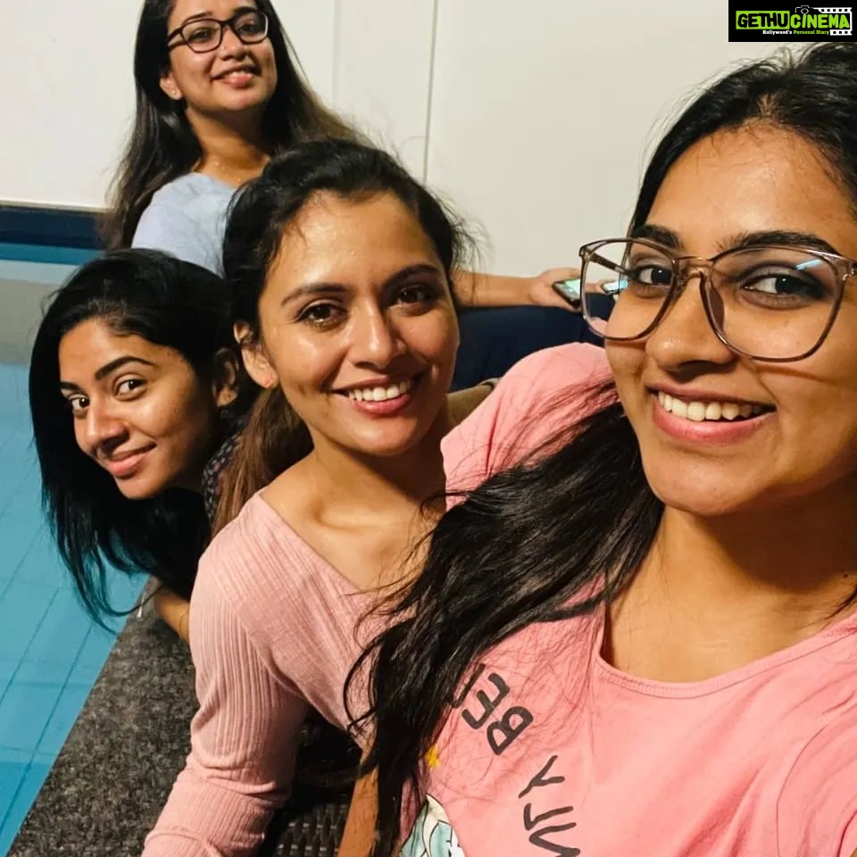 Dhanya Mary Varghese - 7.8K Likes - Sometimes we need a break... 😜
@paloma_backwater
#dhanyamaryvarghese #life #friends #friendship #resort #backwaters #backwatersofkerala #resorts #palomabackwaterresort #actorslife #biggboss