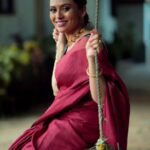 Dhanya Mary Varghese Instagram - Turn every moment of your life into one filled with love, happiness and fun. Make it even more special with your favourite Alapatt Fashion Jewellery. Visit our showroom any day of the week and explore some of the finest gold and diamond collections. #alapattfashionjewellerytvm #goldanddiamonds #jewellery #reelit #instareels #feelgood #goodvibes #viralreels #goingwiththetrend #reelskarofeelkaro #reelitfeelit #trendy #trend #goldnecklace #goldbangles #newrange #bestintvm #trivandrum #finest #buyfromthebest #dhanya #dhanyamaryvarghese #lifewithjo#gowiththeflow #actor #actorslife