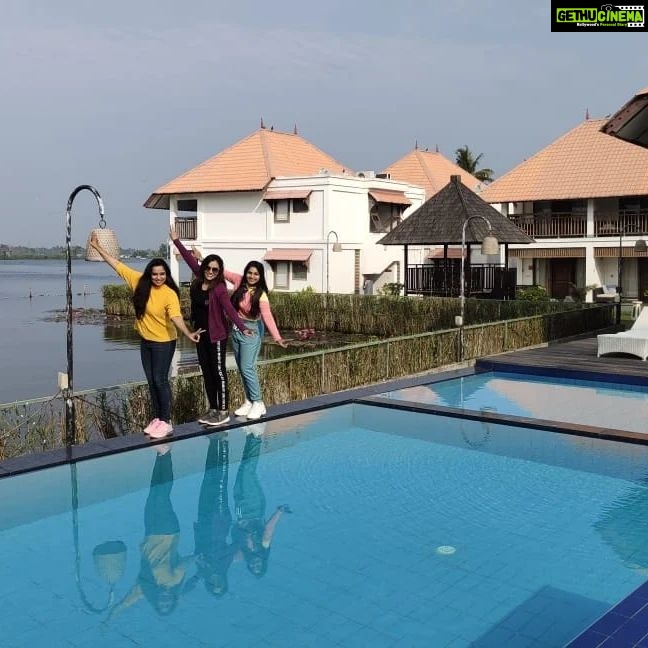 Dhanya Mary Varghese - 7.8K Likes - Sometimes we need a break... 😜
@paloma_backwater
#dhanyamaryvarghese #life #friends #friendship #resort #backwaters #backwatersofkerala #resorts #palomabackwaterresort #actorslife #biggboss