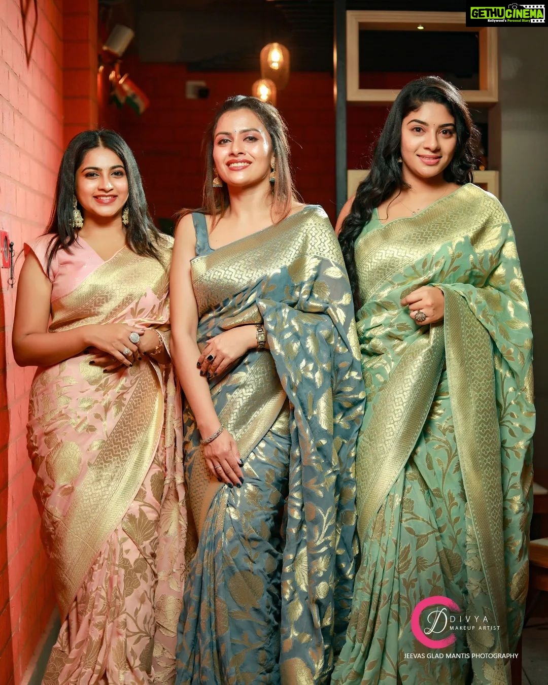 Dhanya Mary Varghese - 8.7K Likes - The simplest way to look both modest and hot is wearing a saree. Thank you Krishna @the.cottonmill for this beautiful saree❤
Make up: @divyas_makeover_
📸 :@gladmantisphotography
🎥 :@_raylightsphotography _
👗 : @the.cottonmill
#dhanyamaryvarghese #seetha #seethakalyanam #padathapainkili #actress #serials #movieactress #biggbossmalayalamseason4 #biggbosstop5 #photooftheday #photographers_of_india #weddingphotography #wedding #makeup #hairstyle