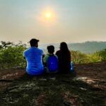 Dhanya Mary Varghese Instagram – Sunrise at Thampuraanpaara, a beautiful spot in Trivandrum.

#johnjacob #dhanyamaryvarghese #actors #trekking #trekkingspot #trivandrum