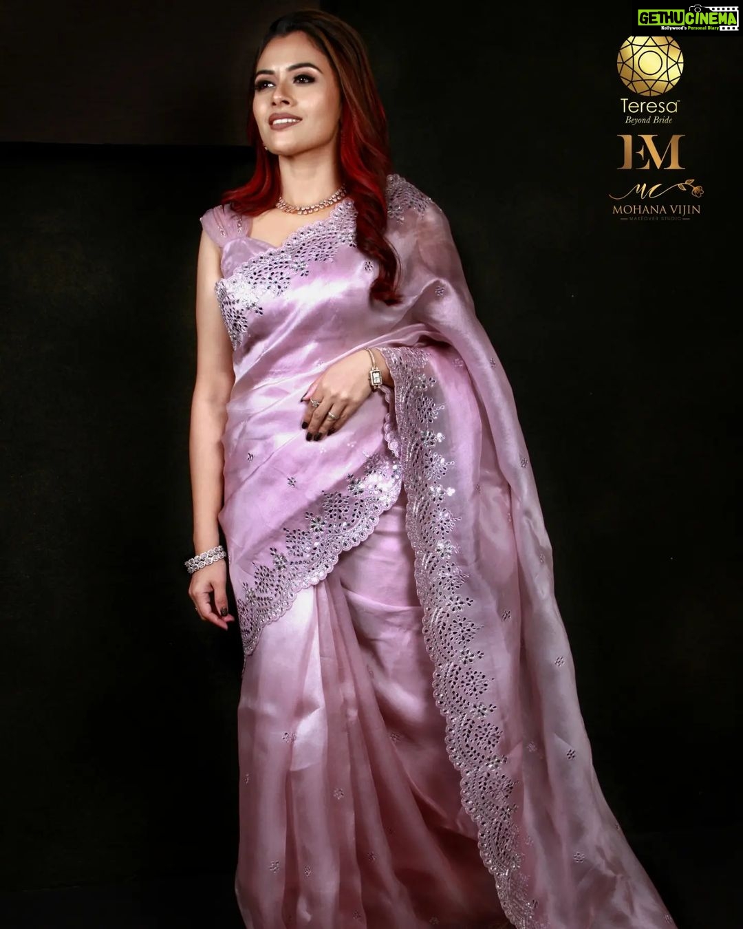 Dhanya Mary Varghese Instagram - Glam up your look with a saree 💜 Costume:@teresadesigners MUA : @mohanavijin :@mohanavijinmakeoverstudio DOP :@arvind_venugopal_ #dhanyamaryvarghese #actress #Asianet #biggbossmalayalamseason4 #biggbosstop5 #livepeacefully #alwaysbehappy#selfesteem#instafashion #lifestyle #actress#malluactor #malayalamcinema #photographs#photographylovers