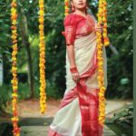 Dhanya Mary Varghese Instagram - Wish you all a euphoric, prosperous, colorful, healthy, wealthy and fun-filled Onam! Let this season brings you all lot of good luck, peace of mind, happiness and all that you wish! Costumes : @byhand.in MUA Hair and Styling: @divyas_makeover_ DOP: @jeevas_gladmantis @_raylightsphotography_ Ornaments: @dheeksha.jewels #dhanyamaryvarghese#johnjacob #lifewithjod #byhand #onamwear #onamcelebration #malayalamcinema #daya #seetha #deepak #indianwear#ethinicwear #byhandclothing #ethicalfashion #byhandkochi #cottonfabric #malayalamactress #malayalamactor #maheshwarisilk#biggbossmalayalam #biggbosstop5