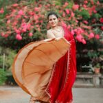 Dhanya Mary Varghese Instagram – I hope this Vishu will bring cheer, prosperity, and peace into your life. Happy Vishu 💛💛💛❤

MUA : @divyas_makeover_
DOP :  @jeevas_gladmantis
  @_raylightsphotography_
👗 :  @thanzscouture

#dhanyamaryvarghese #actress #model #dancer #salwarsuits #elegant #malayalammovies  #malayalamserial #biggboss #biggbossmalayalamseason4 #photography #photooftheday #photoshoot#vishu #festival