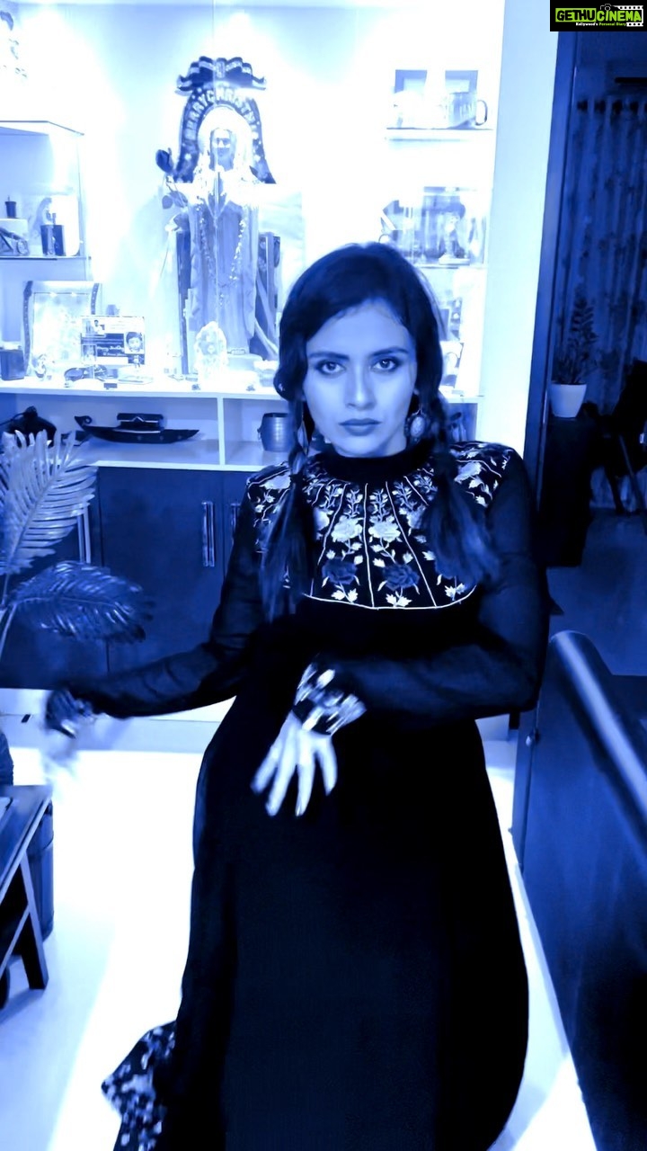 Dhanya Mary Varghese - 49.7K Likes - Obsessed with Wednesday🖤
👗:@houseofemkaydesignerstudio
#dhanyamaryvarghese #actress #model #dancer #dress #design #gowns #blackgown #wenesday #obsessed #night #wednesdaydance #biggbossmalayalam4 #asianet #jennaortega #netflix #netflixseries #tradind #viral