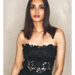 Diana Penty Instagram - When your OOTN is photographed by @akshaykumar and @nushrrattbharuccha ☺️❤️ #TeamEffort
