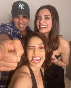 Diana Penty Instagram - #SelfieeDump 💕🤳🤗😋