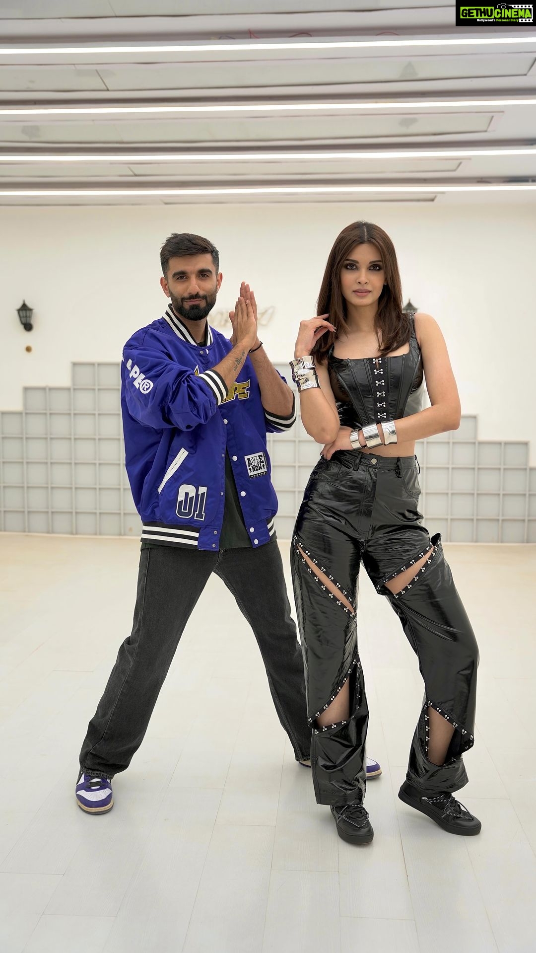 Diana Penty Instagram - #MainKhiladi Fever 🔥 w/ the beautiful @dianapenty ⚡️