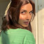 Diana Penty Instagram - Feel the light 💫 #goldenhour