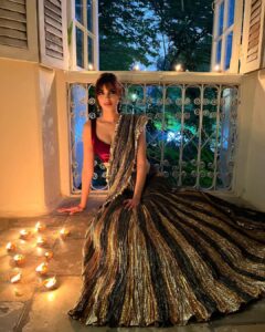 Diana Penty Instagram - 🪔 #HappyDiwali ♥️