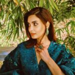 Diana Penty Instagram - Catch a falling star and put it in your pocket…save it for 2023 ☺️ Happy New Year everyone! 💗✨💫