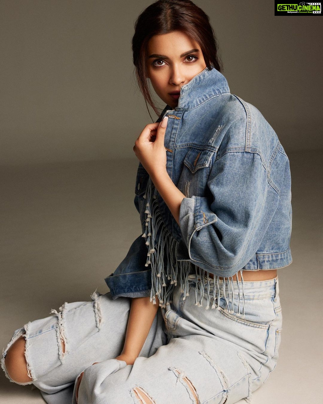 Diana Penty Instagram - Wardrobe staple…💙